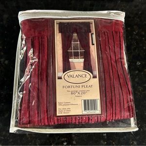 80x20” Burgundy Fortuni Pleat Valence